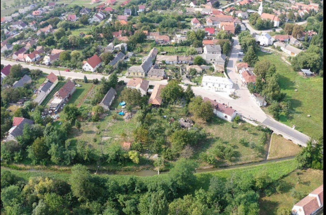 Patak Apartman, Diszel Tapolca Extérieur photo